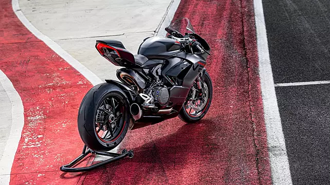 Ducati Panigale V2 Black Rear